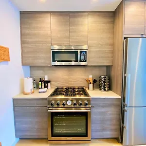 Modern Ballard Townhouse - 92 Walkscore & Rooftop! Apartment Seattle