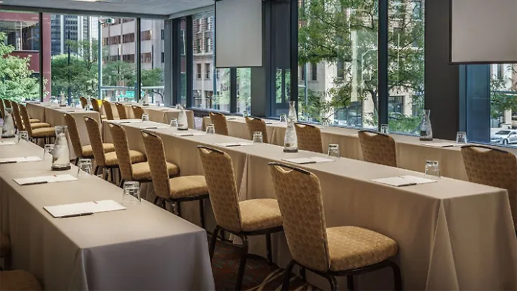 Grand Hyatt DEN 4*,